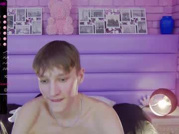 Nude man garethhowel image #777756