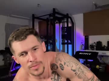 browneyedmuscleboy32 nude cam