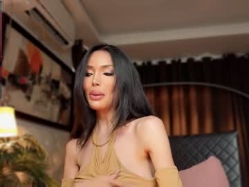 Nude tranny _xxbungoxx_ image #3105042