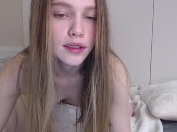 Nude girl ecsodia image #2409270