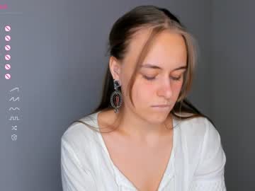 Nude girl lindamildreda image #5054826