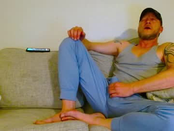 Nude man kylechat image #4008420