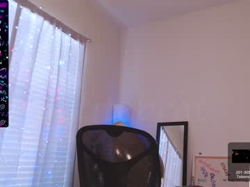 Nude girl petitebrat image #4968606