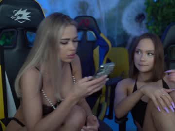 Nude couple kira0541 image #4033210