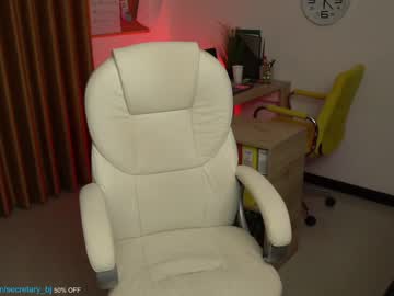 Nude couple secretary_bj image #2473636