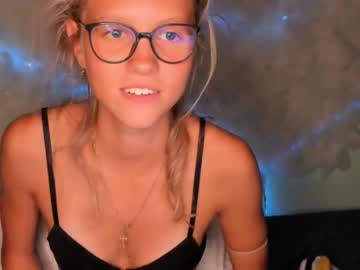 Nude girl carolayers image #2405324