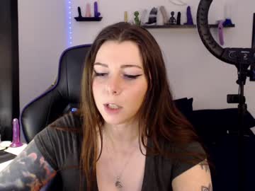 Nude girl bigtittedtattedlesbian image #1266678