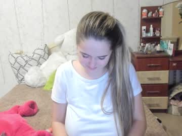 Nude girl emmika_ image #2653729