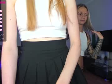 Nude couple wonder_smile image #4640315