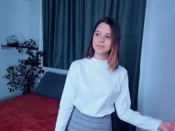 Nude girl _night_moon_ image #5741070