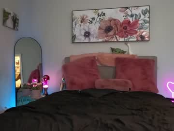 Nude couple ari_lovexo image #5500945