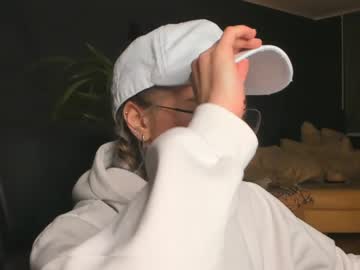 Nude girl linellali image #2821330