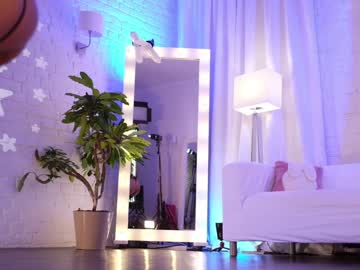 Nude girl eva_fashionista image #5560318