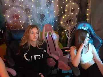 Nude couple kira0541 image #3302397