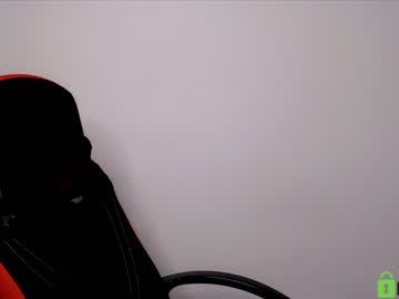 Nude girl shy_blondiee image #3856012