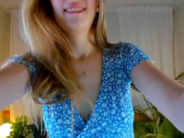 Nude girl milablush image #5010483