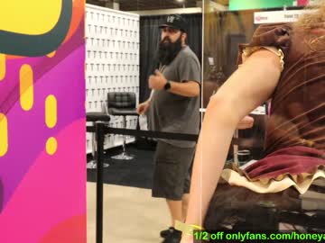 Nude couple honeyand_thebear image #51246