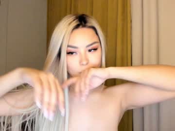 Nude girl bae_suz image #194536