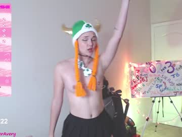 Nude girl petitebrat image #3940520