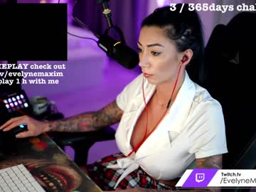 Nude girl evelyne92 image #2013451