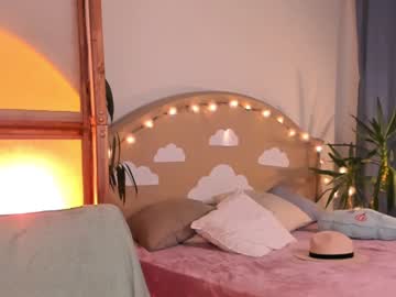 Nude girl linellali image #2750071