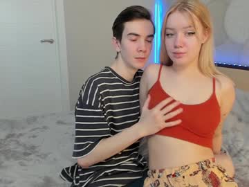 Nude couple lollipops6666 image #1420387