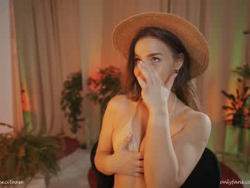 Nude girl excitease image #5178535