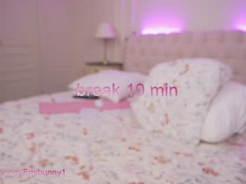 Nude girl emilia98xxx image #2578371