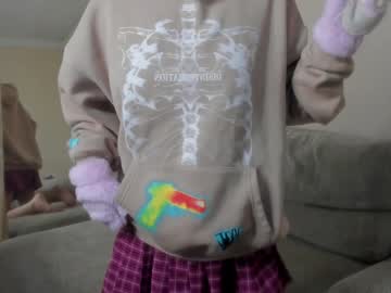 Nude girl karinalin18 image #3679402