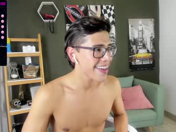 latingogoboys nude cam