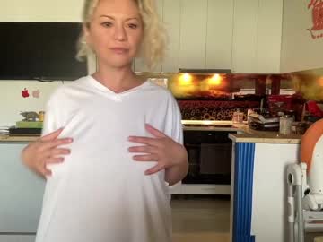 Nude girl kiradivine image #4645933