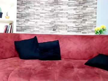 Nude man oversized_guy image #4327625