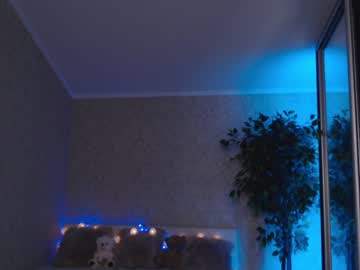 Nude girl shy_hott1e image #442993