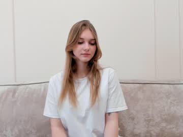 Nude girl hi_hru_bb image #6419419