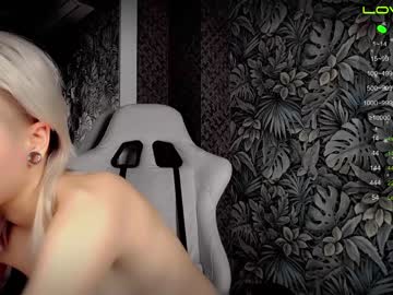 Nude girl _b_a_n_s_h_e_e_ image #3662469