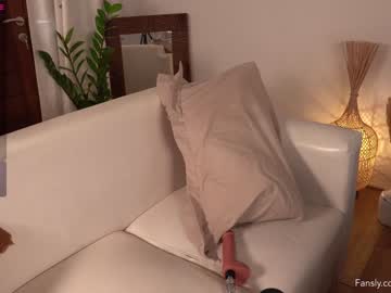 Nude girl kara_mella image #4693907