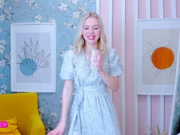 Nude girl c_a_s_s_i_e image #4086757