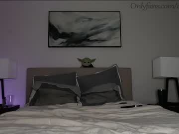 Nude couple ari_lovexo image #3018627