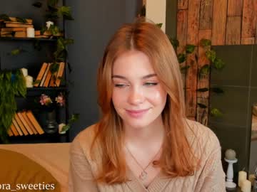 Nude girl thomashelena image #1239929