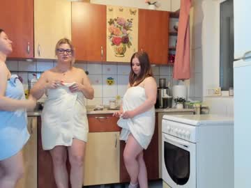 Nude couple juliana35 image #1524300