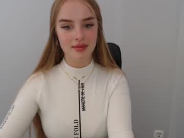 Nude girl molly_wenis image #2427301