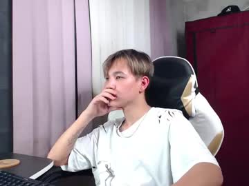 Nude man sgkbokdana image #1982369