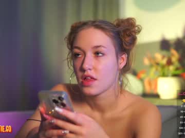 Nude girl _taylor_swift image #5525134