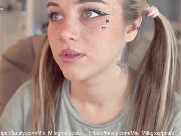 Nude girl mia_milagros image #2431452