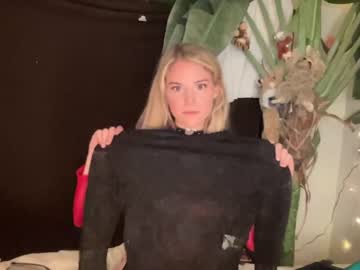 Nude girl bananascoconutz image #6483238