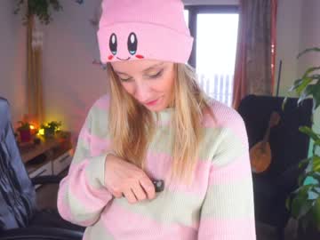 Nude girl juicyandthepussyblvd image #3586652