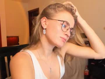 Nude girl linellali image #3075257