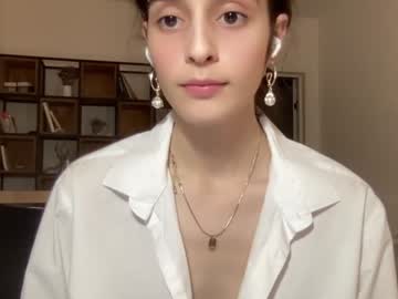 Nude girl wonderland_stia image #5642939