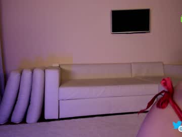 Nude girl hollyextra image #6557599