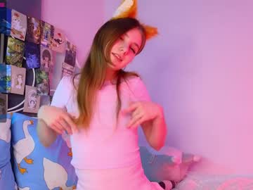 Nude girl cute_fox_girl image #6852367